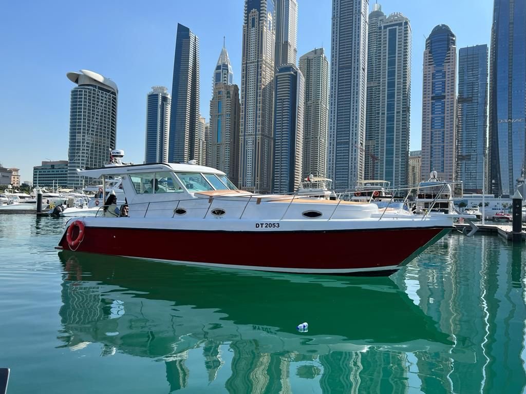 40ft Luxury Yacht View